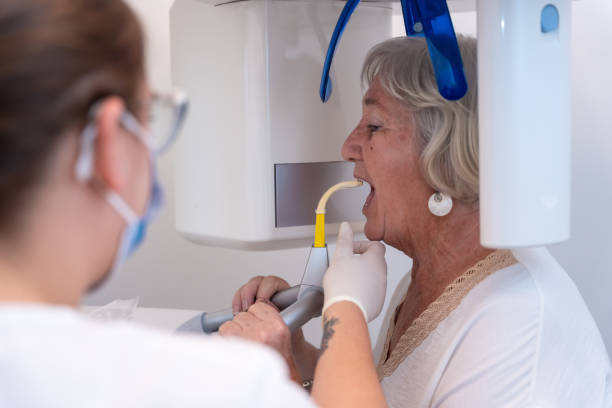 Best Emergency Tooth Extraction in Orleans, IN